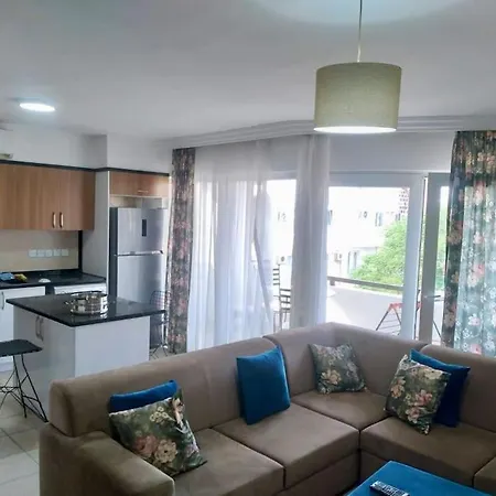 In Kyrenia Center 2 * Templos