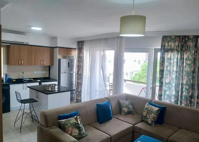 In Kyrenia Center 2 * Templos